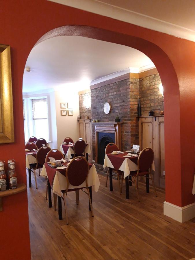 The Berkeley Guesthouse Истбурн Экстерьер фото